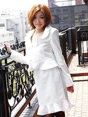 Japanese office girl Yuna Hirose