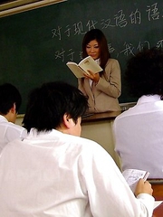Wonderful teacher Yayoi loves cum