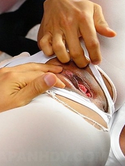 Ruri Kinoshita enjoys in group sex