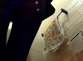 Japanese Piss Fetish Porn - Three Gals-A-Goin