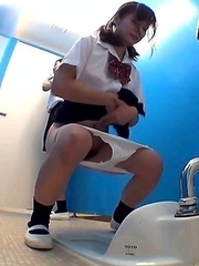 Japanese Piss Fetish Videos - Girls Pissing - School Girls Piss Train