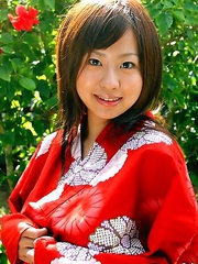 Hitomi Kitamura with big knockers loves water on her body