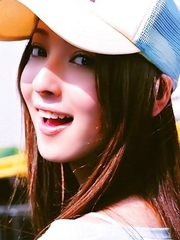 Nozomi Sasaki is happy when buys clothes for her hot curves