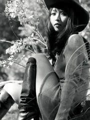 Japanese girl Neohas one of her best photo sessions out of house
