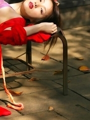 Saki Seto takes geisha outfit off and shows leering curves