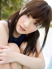 Anna Nakagawa touches pussy in bath suit of the pool bars