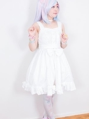 Ai Minano Gives a Messy Handjob